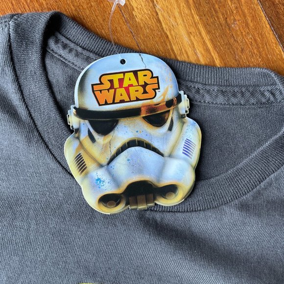 NEW Star Wars Millennium Falcon T-shirt Sz S - Picture 5 of 5